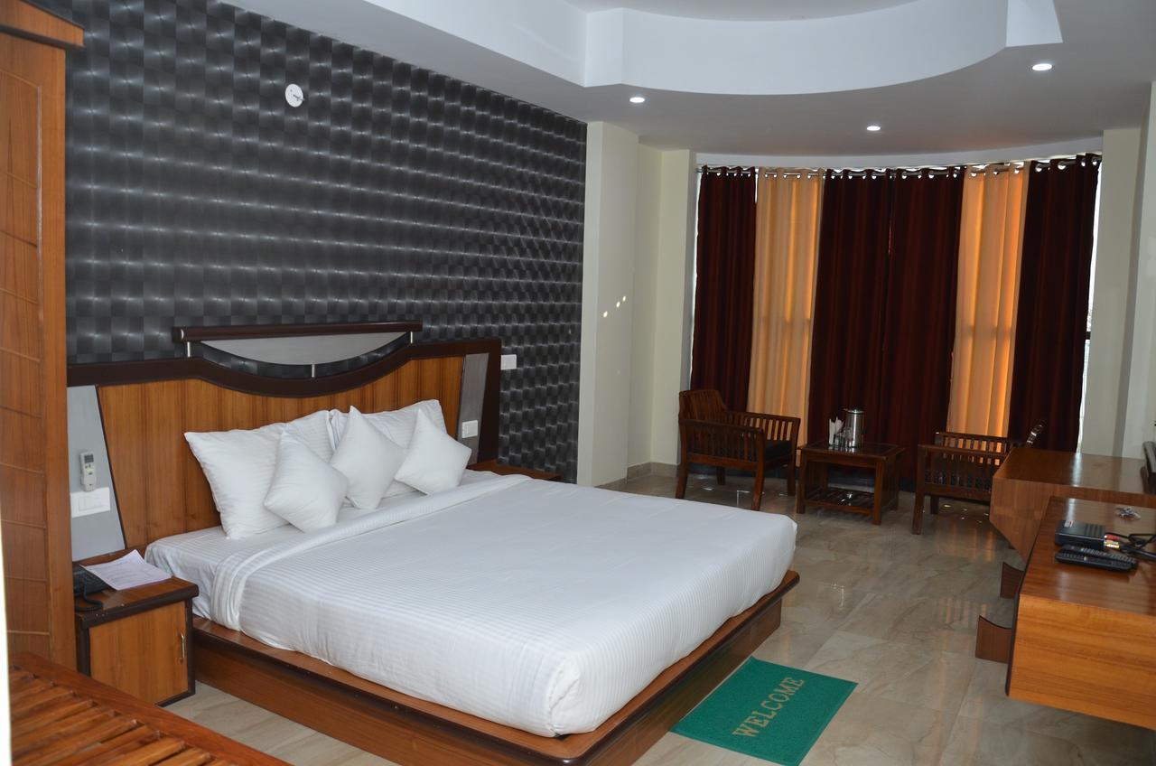 Chopra Residency Hotel Hamirpur Eksteriør billede