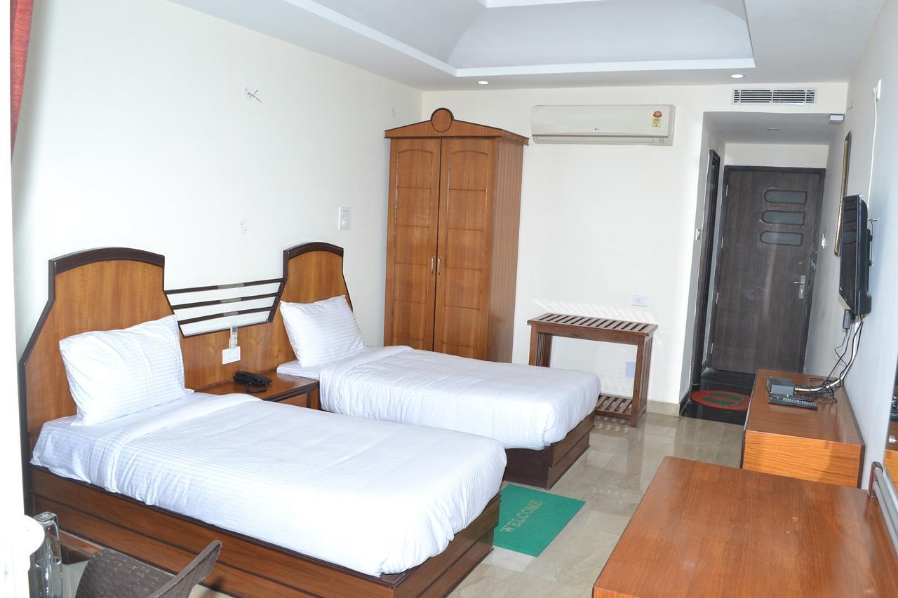 Chopra Residency Hotel Hamirpur Eksteriør billede